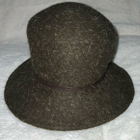 Alessandra Bacci Wool Cloche Hat - Picture 4 of 8